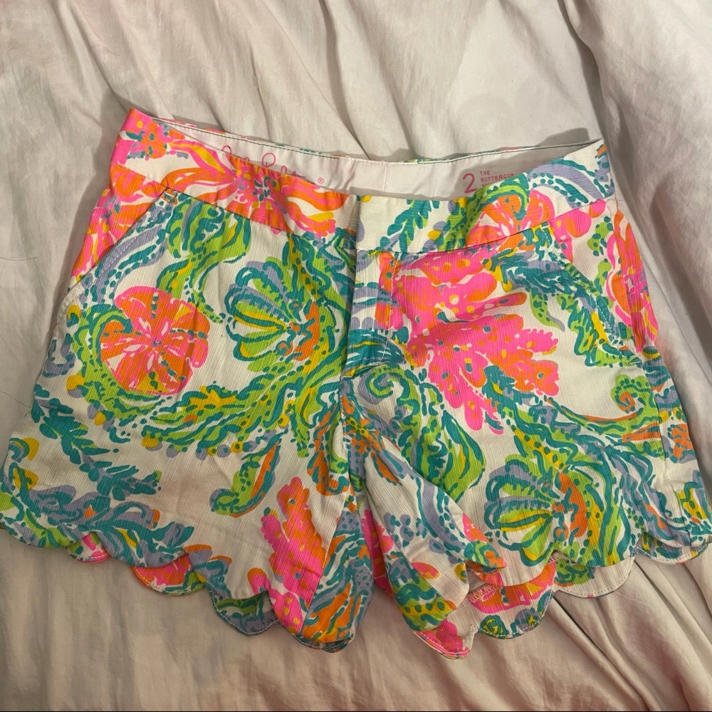 Lilly Pulitzer buttercup shorts casa marina 2 - Picture 2 of 7